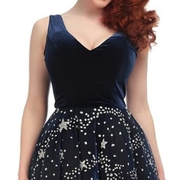 Collectif Stars swing dress with cardigan - Picture 6 of 6